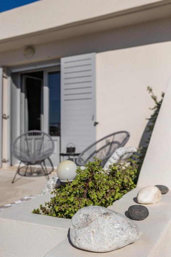 Blue Canvas Perissa  Exterior photo
