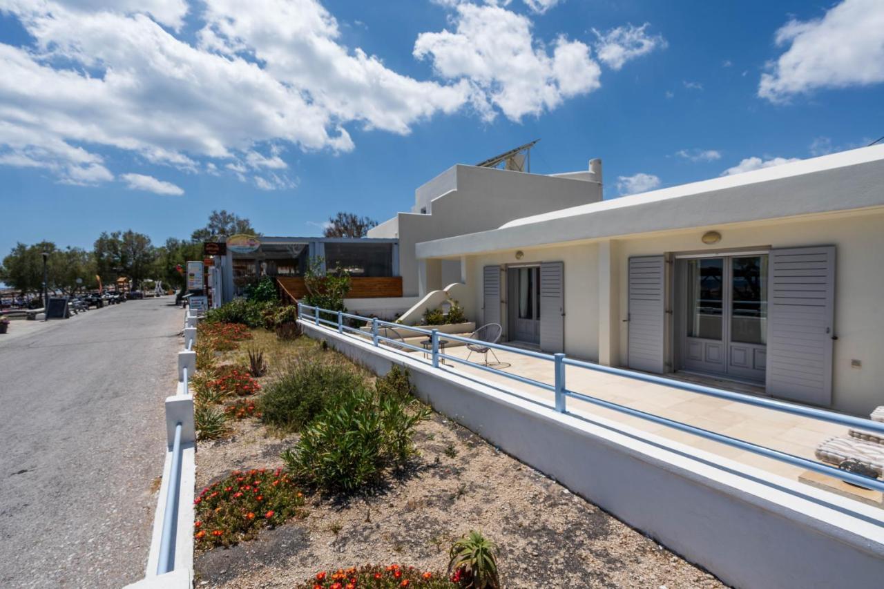 Blue Canvas Perissa  Exterior photo